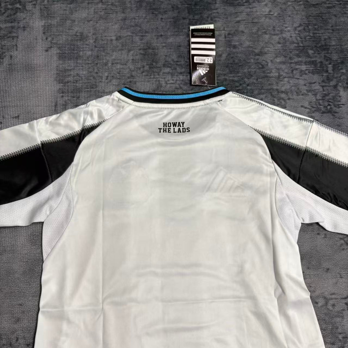 Kit Infantil Newcastle United FC 25/26 Conjunto Unissex