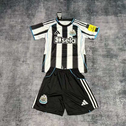 Kit Infantil Newcastle United FC 25/26 Torcedor Unissex