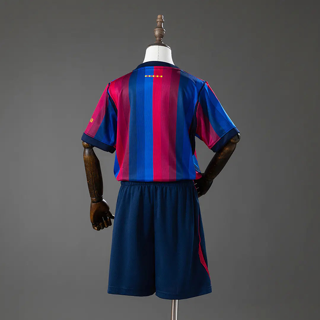 Kit Infantil Barcelona Titular 26/27 Conjunto Unissex