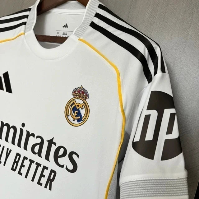 Camisa Real Madrid 2025/26 Torcedor Masculina