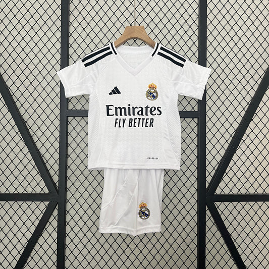 Kit Infantil Real Madrid 24/25 Conjunto Unissex