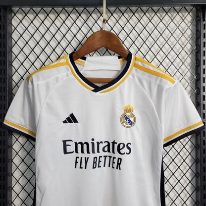 Kit Infantil Real Madrid 23/24 Conjunto Unissex