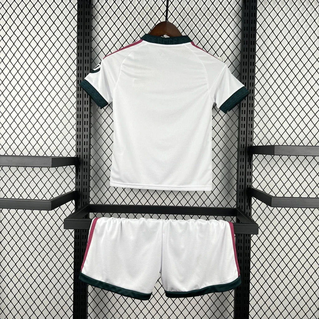 Kit Infantil Real Madrid 26/27 Conjunto Unissex