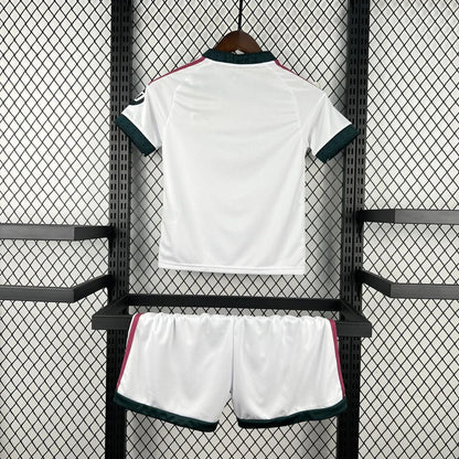 Kit Infantil Real Madrid 26/27 Conjunto Unissex